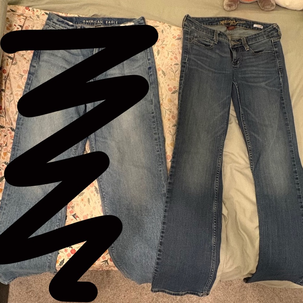 American Eagle Outfitters Women's Light and Dark Blue Straight Leg Jeans